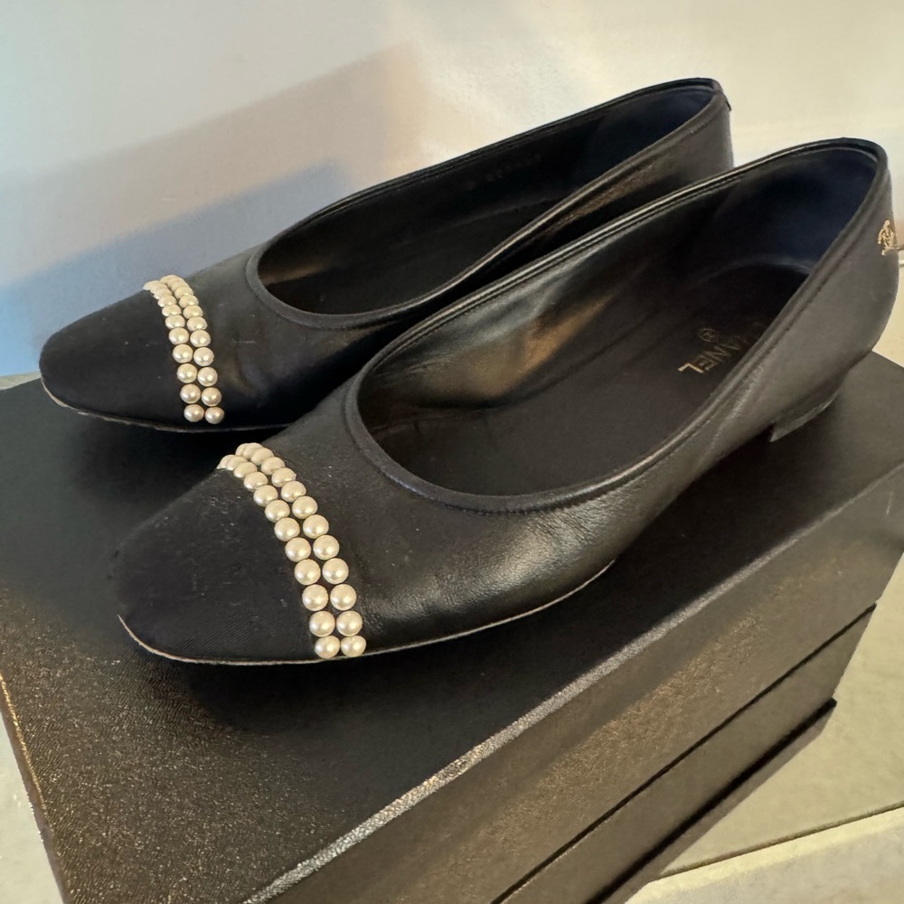 Chanel flats ONLY TODAY